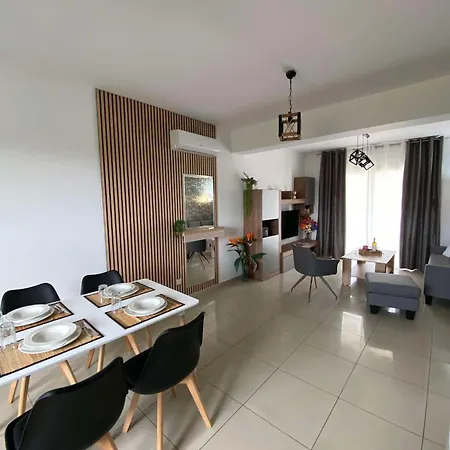 Oracle Exclusive Alena 4 פאפוס