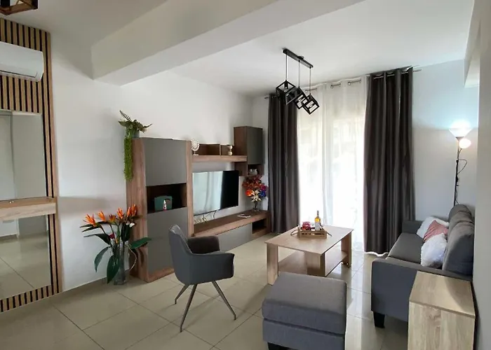 Oracle Exclusive Alena 4 アパート *